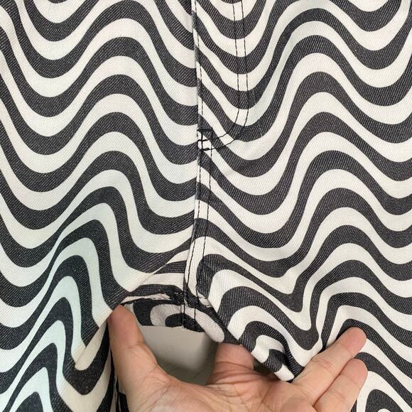 The Ragged Priest White Charcoal Wave Print 100% Cotton Dad Jeans 30 - Picture 4 of 13